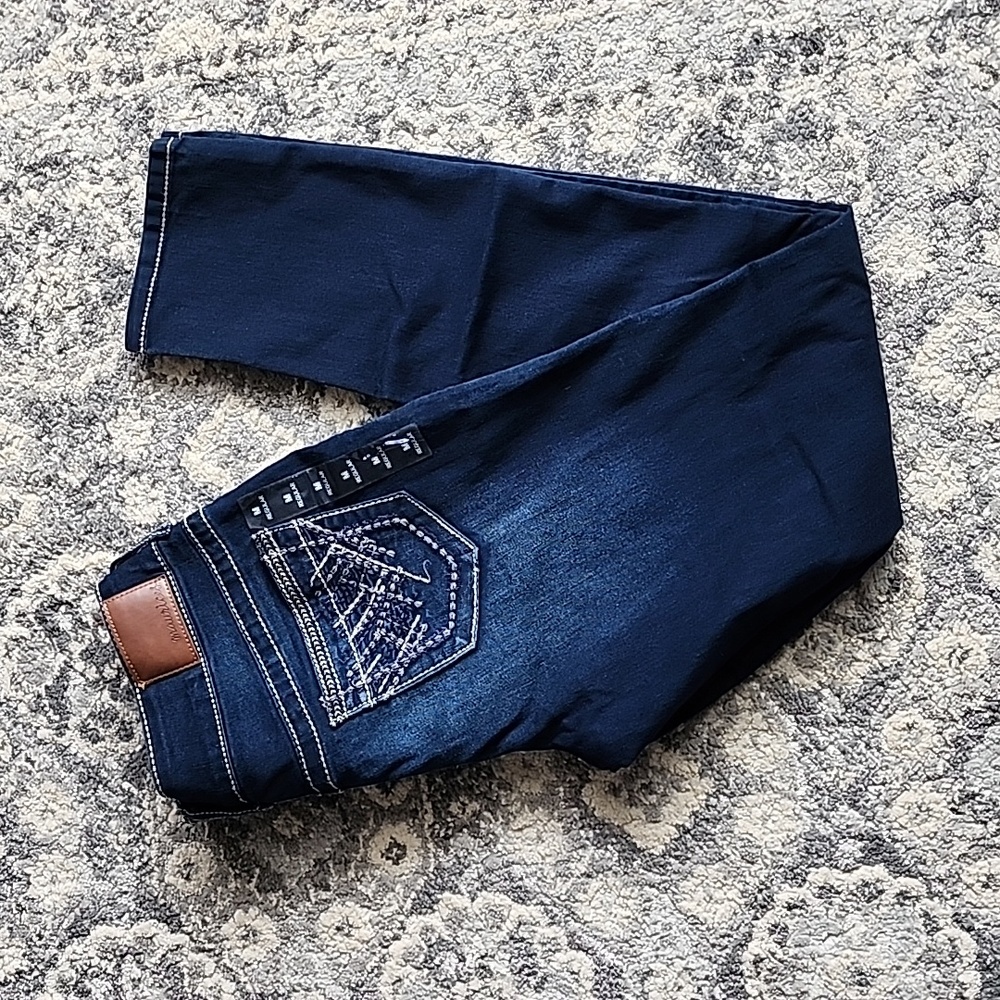 NWT MAURICES Skinny Jeans